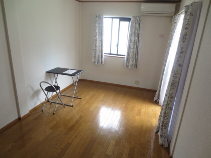 居室 オキサ甲子園口