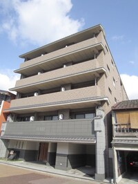 リ－ガル京都東本願寺前(1504)