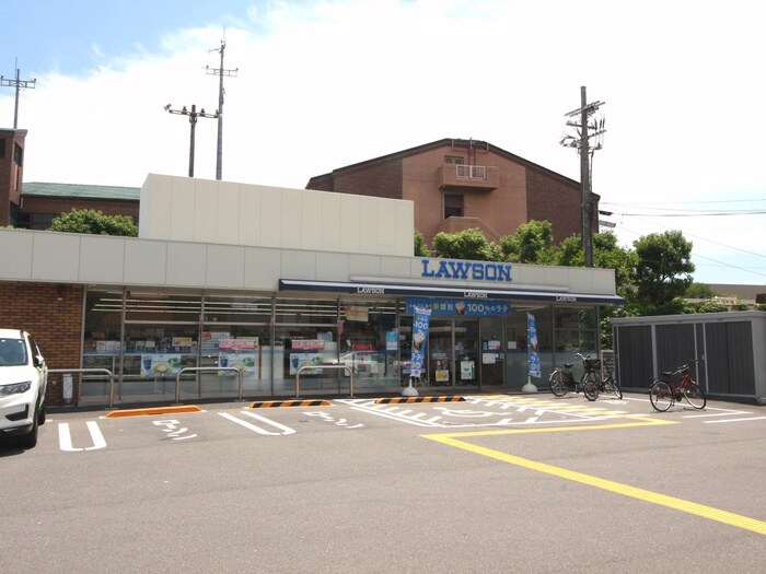 ローソン箕面五丁目店(コンビニ)まで535m 谷口荘