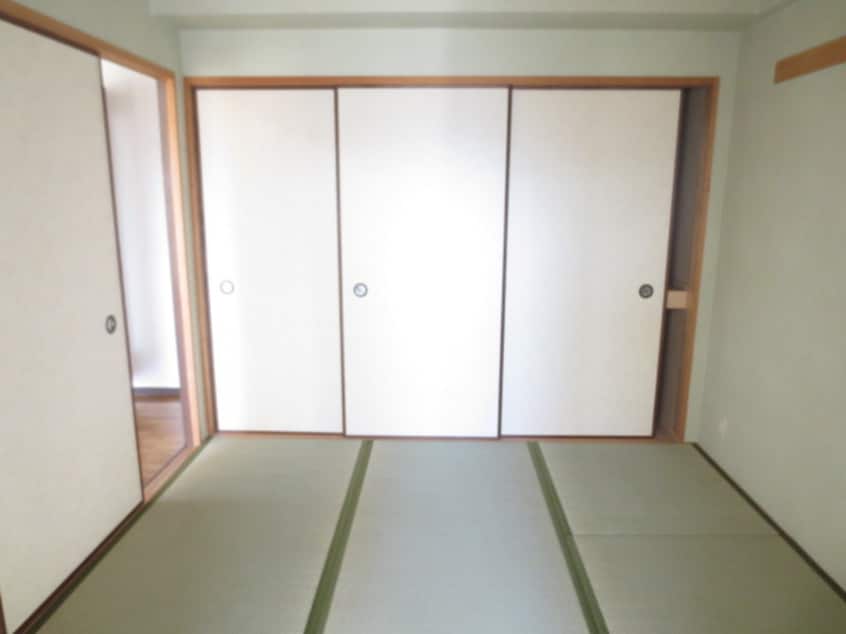 居室 グランジュ－ル岡田浦