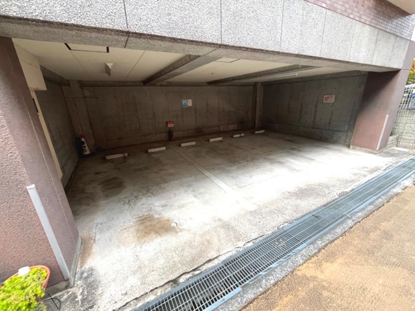 駐車場 ガーデンプレイス夙川