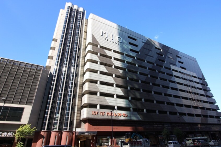 MIO(デパート)まで760m ＬＮ南河堀