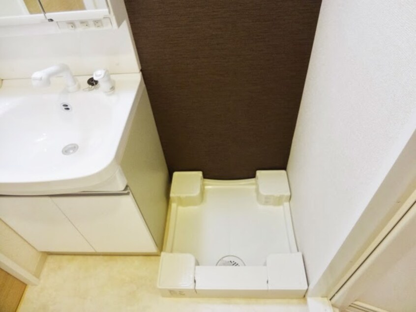 洗濯機置場 sawarabi kitayama