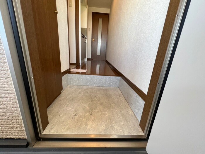 玄関 アンプル－ルフェ－ル寿