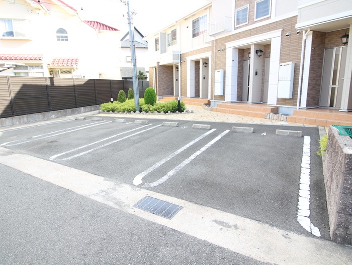 駐車場 エレガンシア