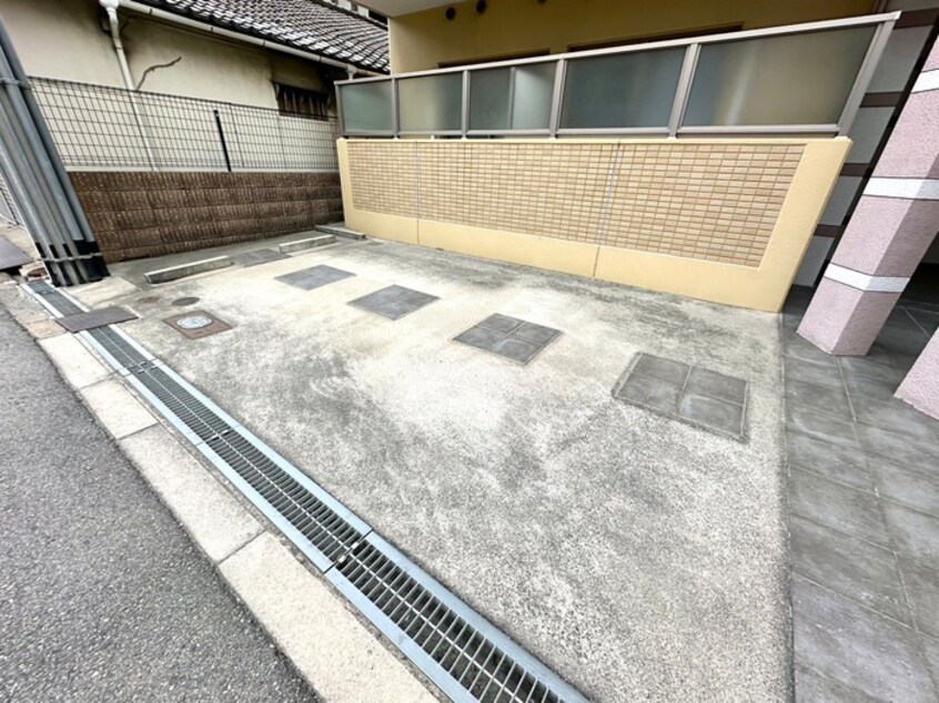 駐車場 アルビオン新北野