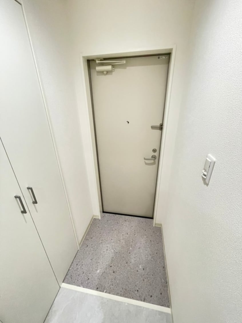 玄関 クリエオーレ田井町