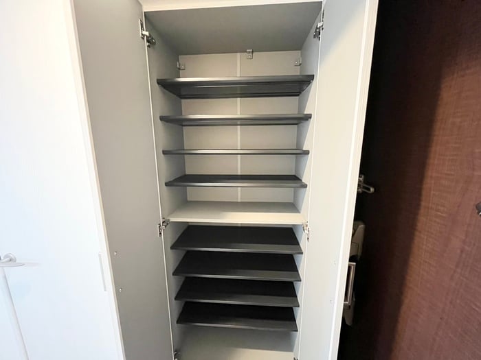 靴箱 ﾌｫｰﾘｱﾗｲｽﾞ大阪ﾐｯﾃ(1504)