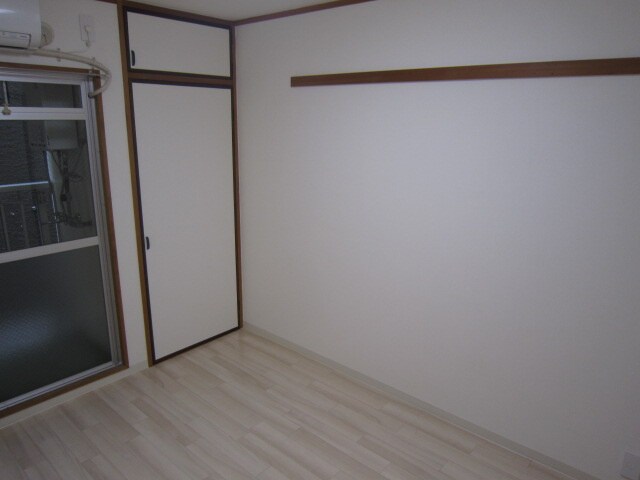 居室 プレアール材木町