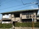 クイ－ンズヒルＥ棟の外観