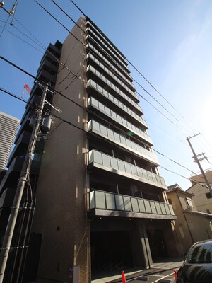 ﾌｫｰﾘｱﾗｲｽﾞ弁天町ｸﾛｽ(302)