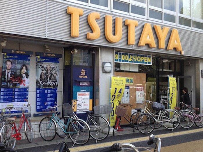 TSUTAYA(ビデオ/DVD)まで210m プチメゾン六番町
