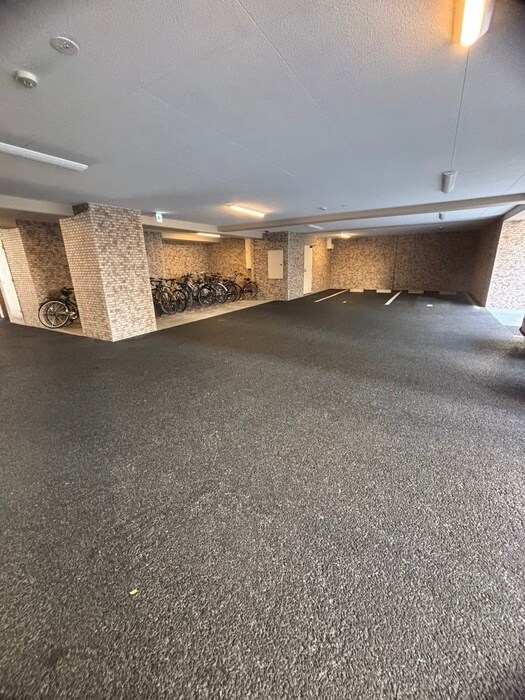 駐車場 PHOENIX Clove Tomoi