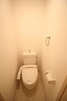 トイレ アドバンス新大阪Ⅳ(701)