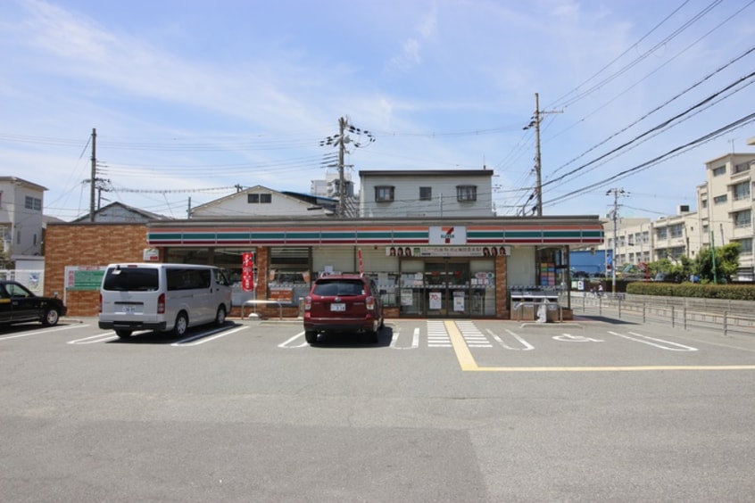 セブンイレブン大阪南津守６丁目店(コンビニ)まで400m F maison fogliaⅡ