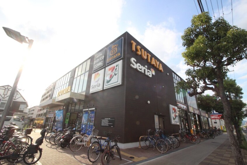 ＴＳＵＴＡＹＡ(ビデオ/DVD)まで1290m ＫＳハウス