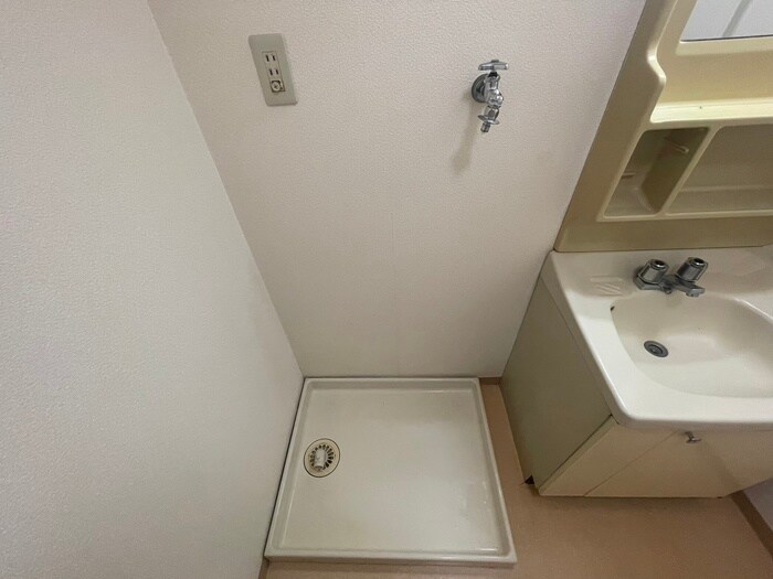 洗濯機置場 シャト－太田