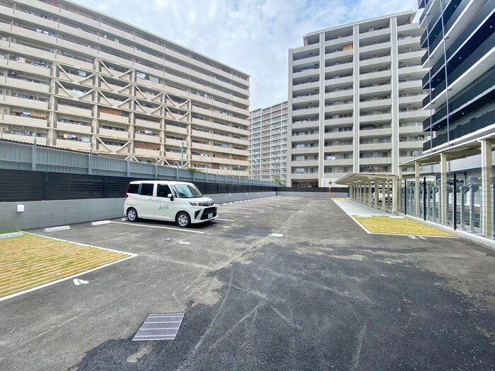駐車場 ﾍﾞｲｻｲﾄﾞﾊﾟｰｸOSAKAｻｳｽﾚｼﾞﾃﾞﾝｼｽ