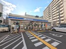 ローソン(コンビニ)まで433m ﾍﾞｲｻｲﾄﾞﾊﾟｰｸOSAKAｻｳｽﾚｼﾞﾃﾞﾝｼｽ