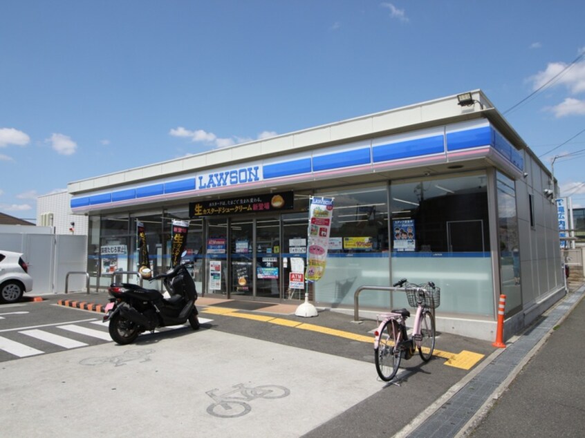 ローソン豊中西緑丘三丁目店(コンビニ)まで162m SOLEADO