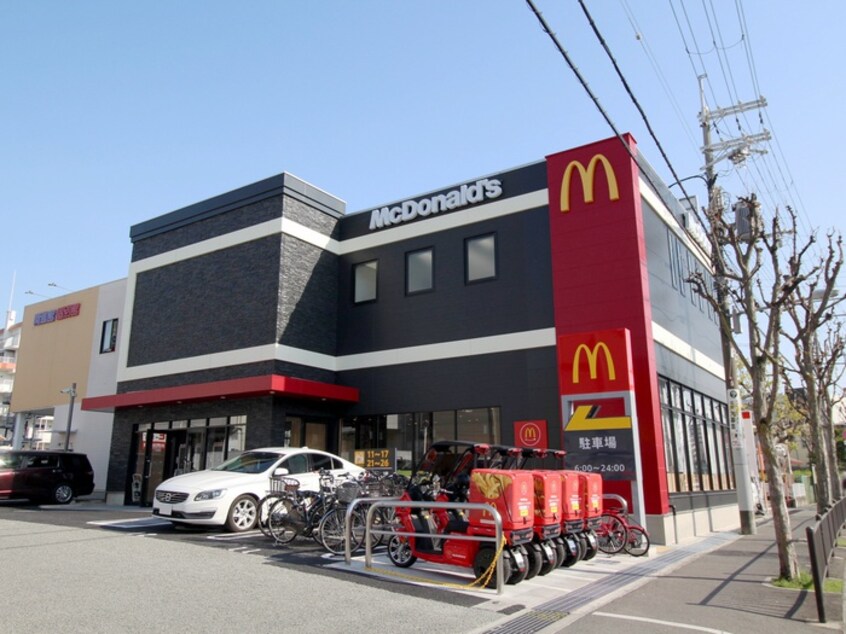 マクドナルド豊中緑丘店(ファストフード)まで373m SOLEADO