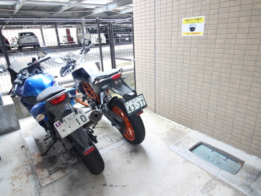 バイク置き場 和の杜