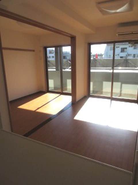 居室 第１関根マンション