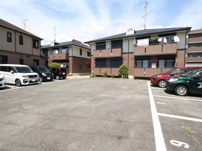 駐車場 アビテ箕面　Ａ棟