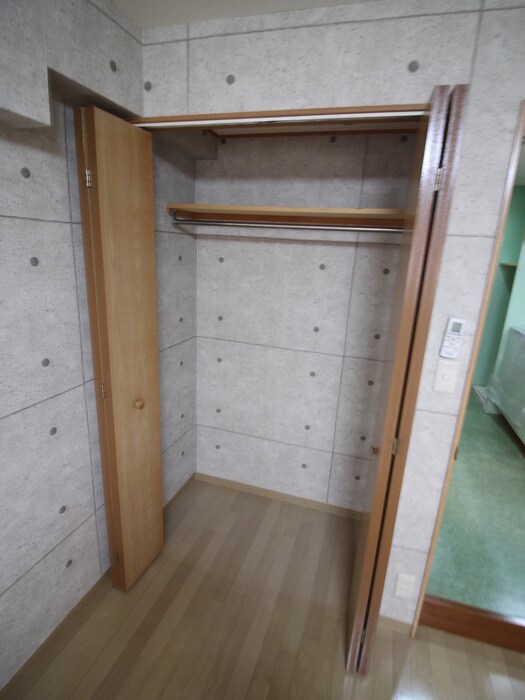 収納 ｲﾝｸﾞﾗﾝﾄﾞｱｳﾞｪﾆｭ-10番館