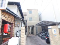 トリアード