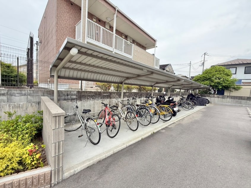 駐輪場 サンシャイン・パインオーク