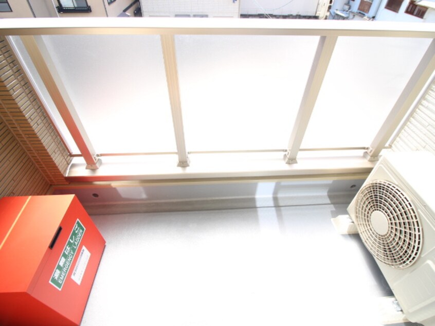 ベランダ・バルコニー ウィステリアⅢ