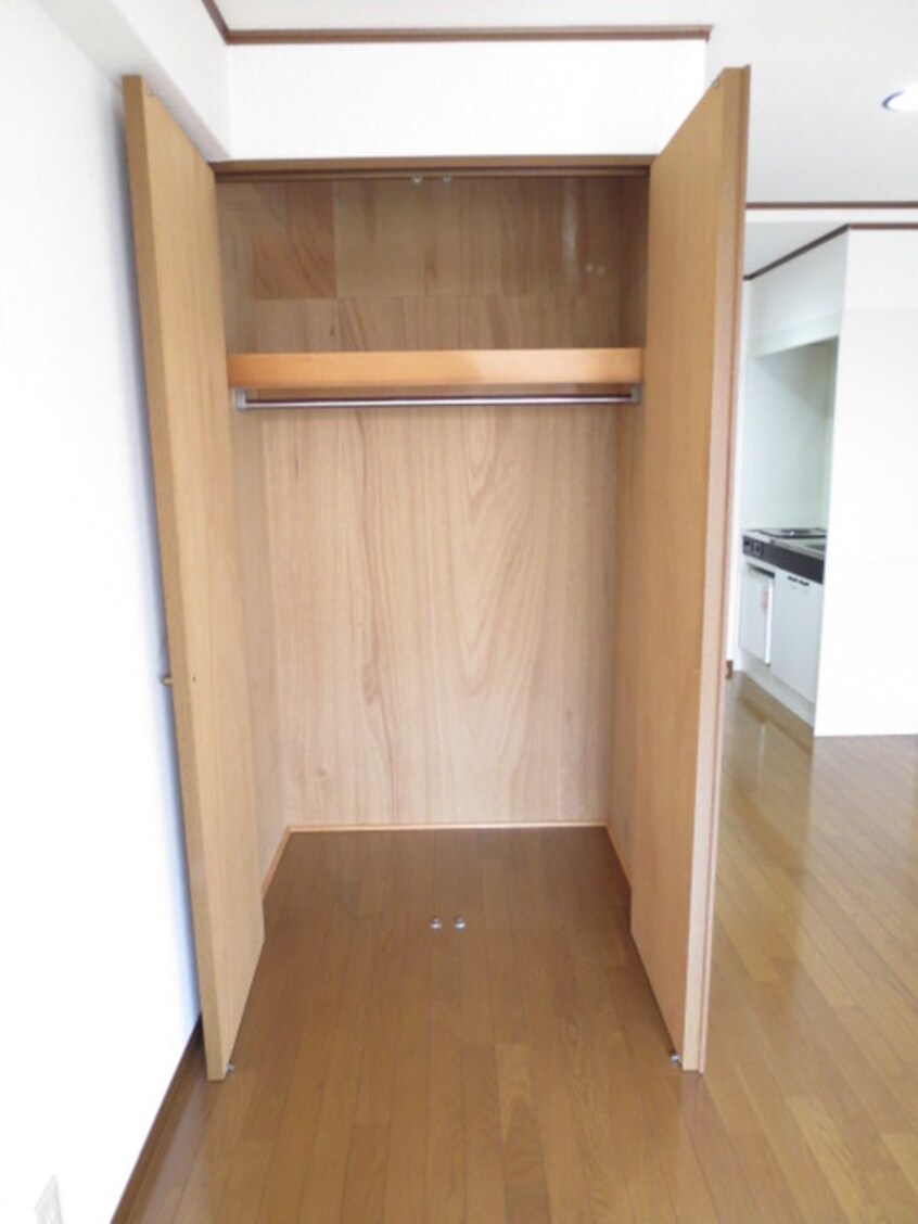 収納 アゼリア２号館