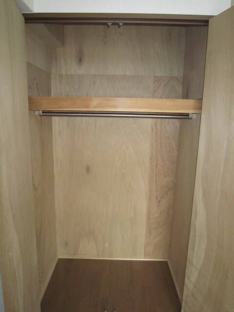 収納 アゼリア２号館