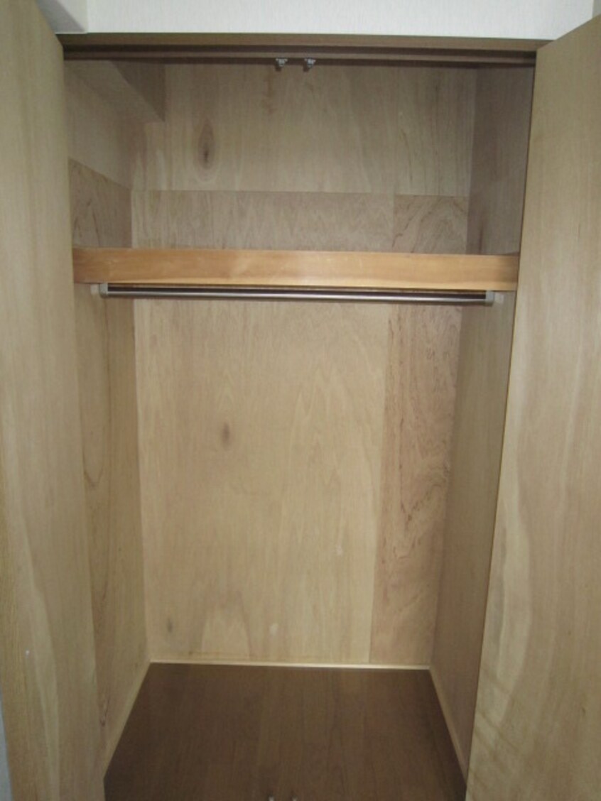 収納 アゼリア２号館