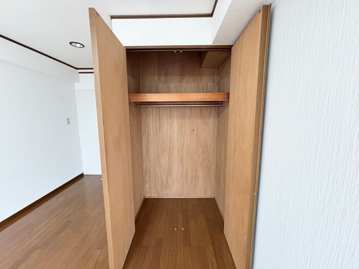 収納 アゼリア２号館