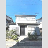 平岡町一色戸建