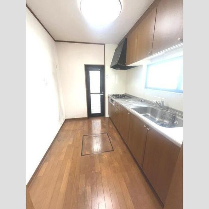 キッチン 平岡町一色戸建