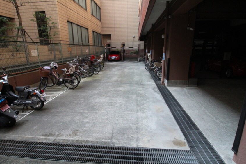 バイク置き場 ＧＳハイム第一江坂(201)