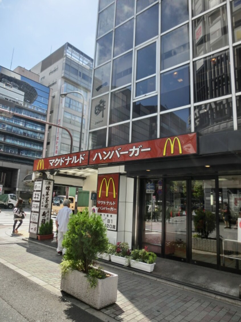 マクドナルド京都タワー店(ファストフード)まで650m ベルビュー京都駅北