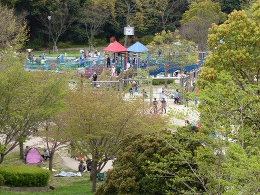 錦織公園(公園)まで450m 富田林市錦織南　戸建