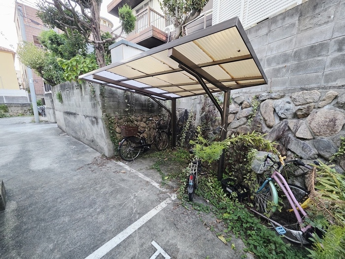 駐輪場 ジョイハイツ六甲