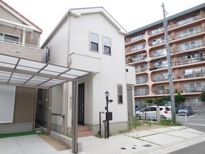 伊孑志４丁目貸戸建