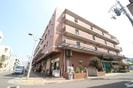 シャロン鷹取東の外観