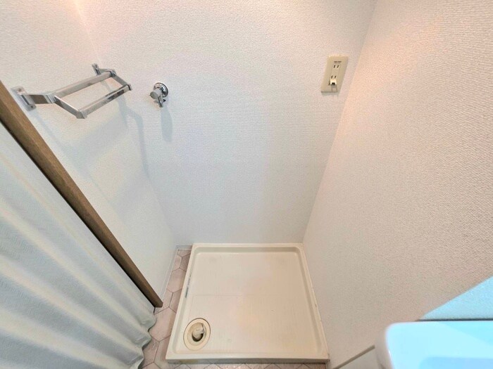 洗濯機置場 シャロン鷹取東