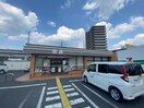 セブンイレブン(コンビニ)まで765m ジョイフル三山木