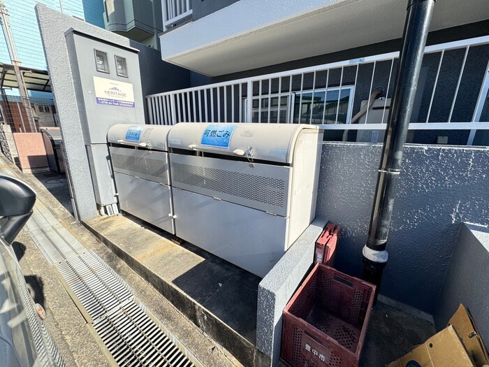 建物設備 Osaka Parkland Inc.