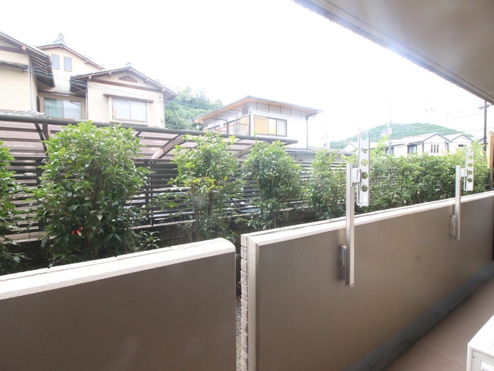 室内からの展望 ｳｲｽﾃﾘｱ壱番館