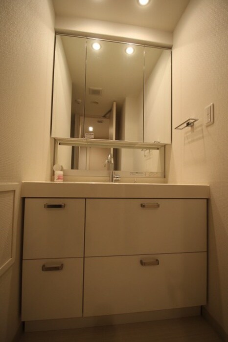 洗面 ルーシア烏丸御池（１１０３）