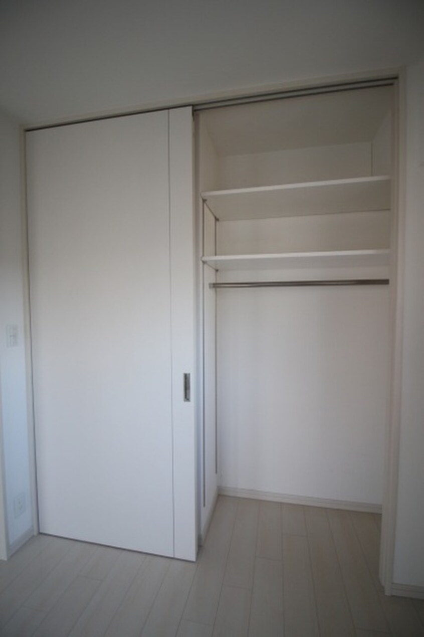 収納 ルーシア烏丸御池（１１０３）